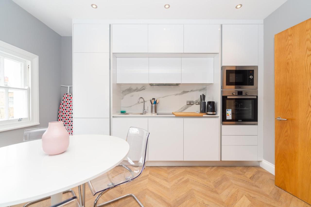 Stunning Hyde Park Apartments ลอนดอน ภายนอก รูปภาพ