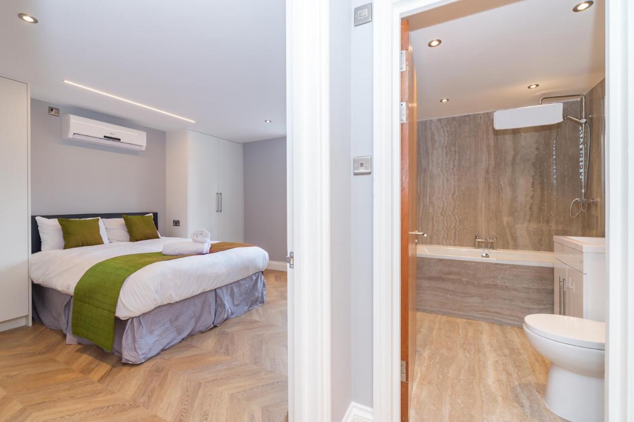 Stunning Hyde Park Apartments ลอนดอน ภายนอก รูปภาพ