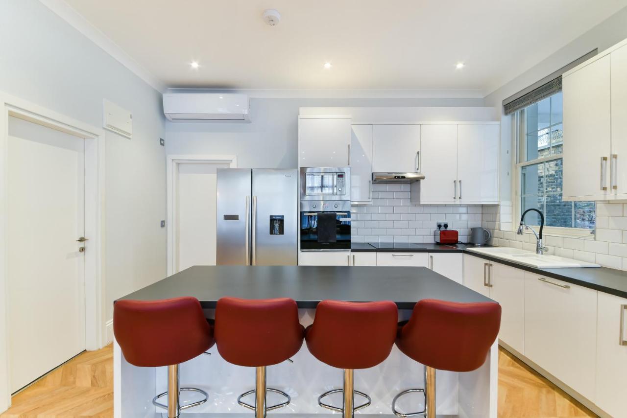 Stunning Hyde Park Apartments ลอนดอน ภายนอก รูปภาพ