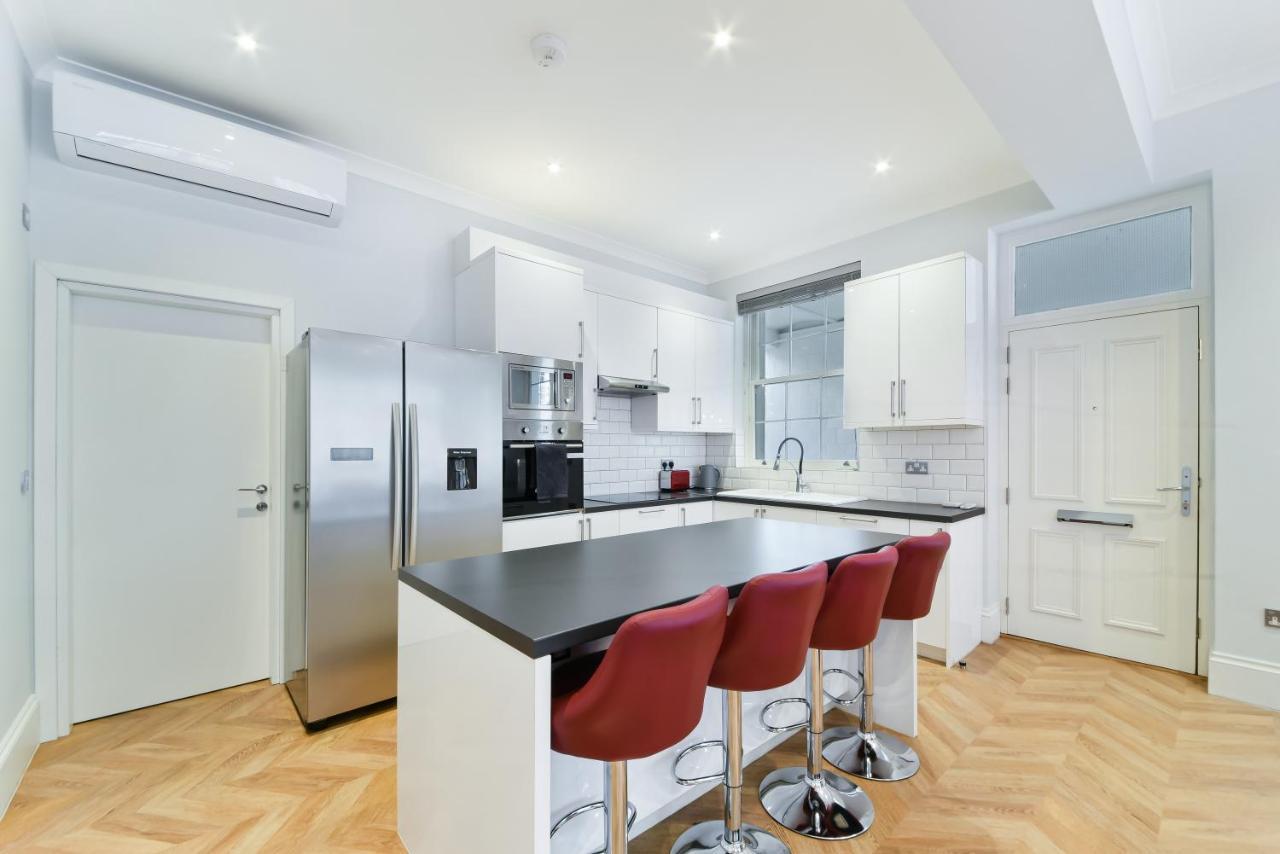 Stunning Hyde Park Apartments ลอนดอน ภายนอก รูปภาพ
