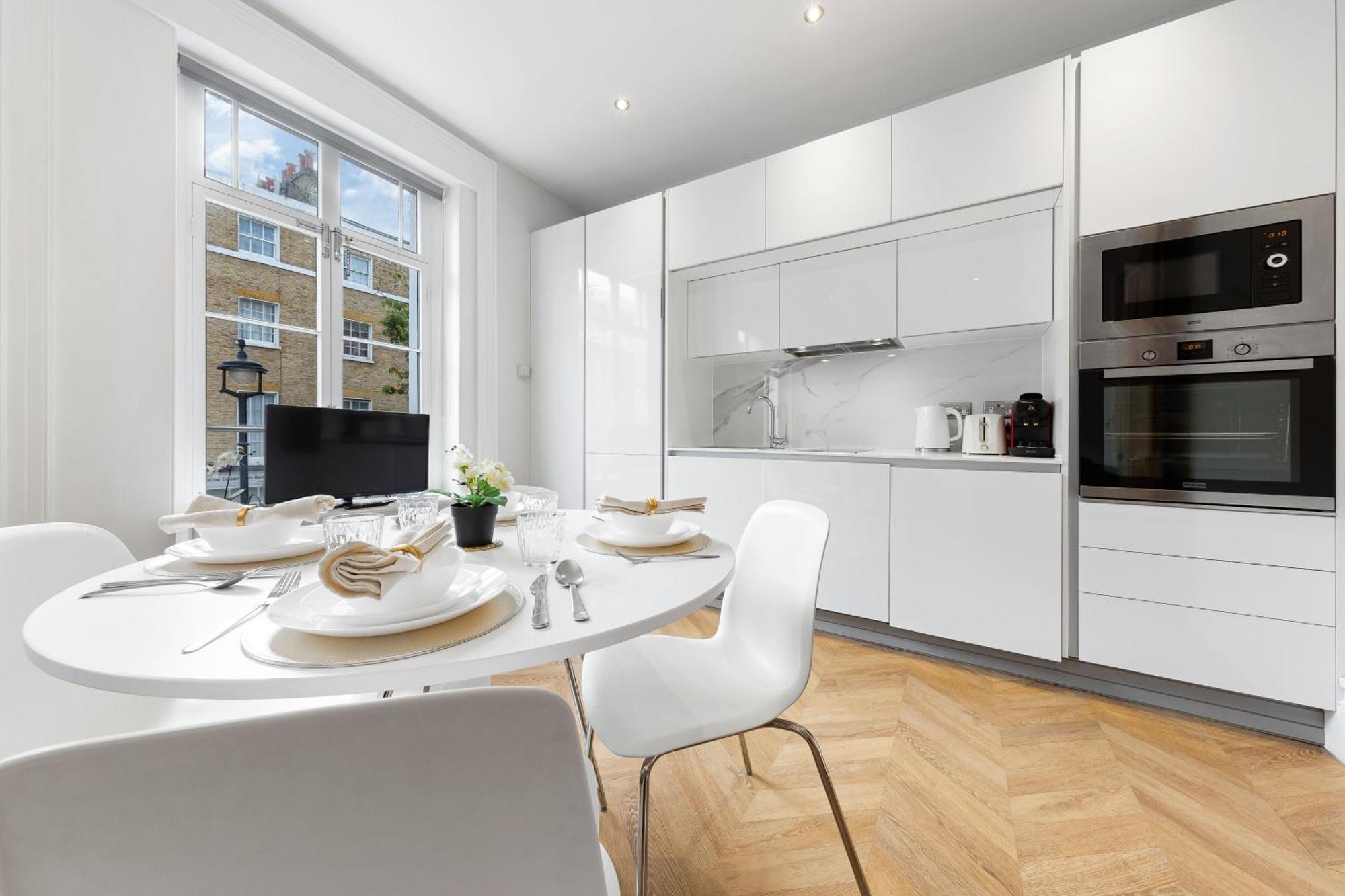Stunning Hyde Park Apartments ลอนดอน ภายนอก รูปภาพ