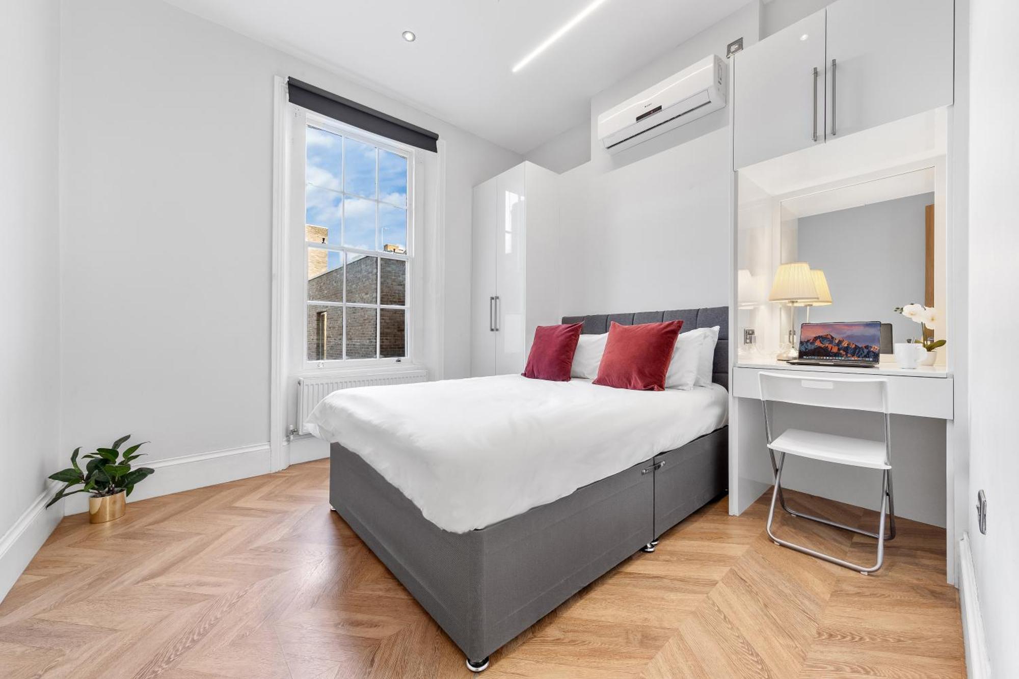 Stunning Hyde Park Apartments ลอนดอน ภายนอก รูปภาพ